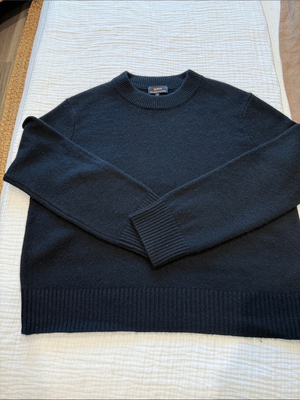 Quince Heavyweight Cashmere Sweater in Black - Size S